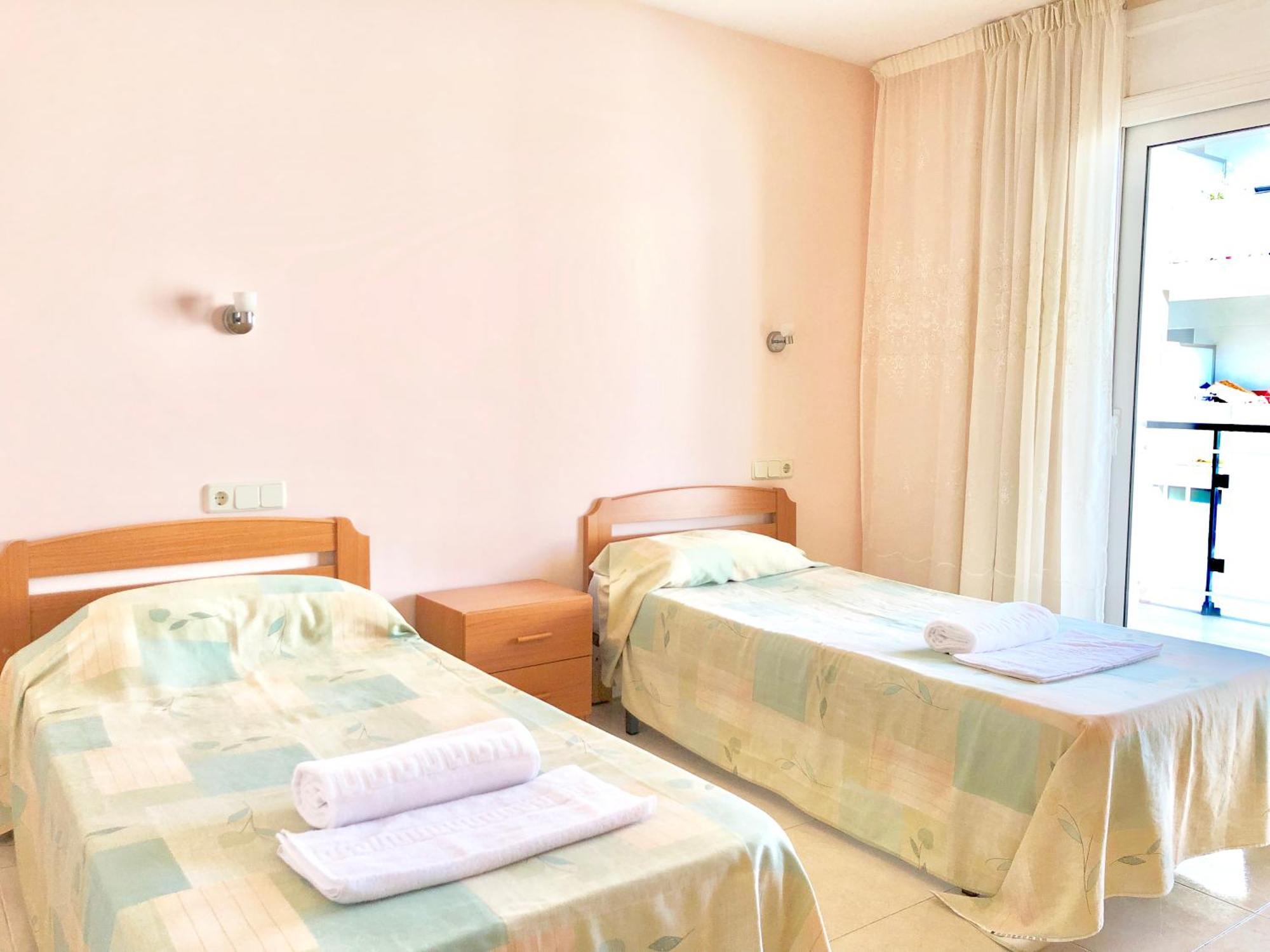 Apartamentos Benet Roses Bagian luar foto
