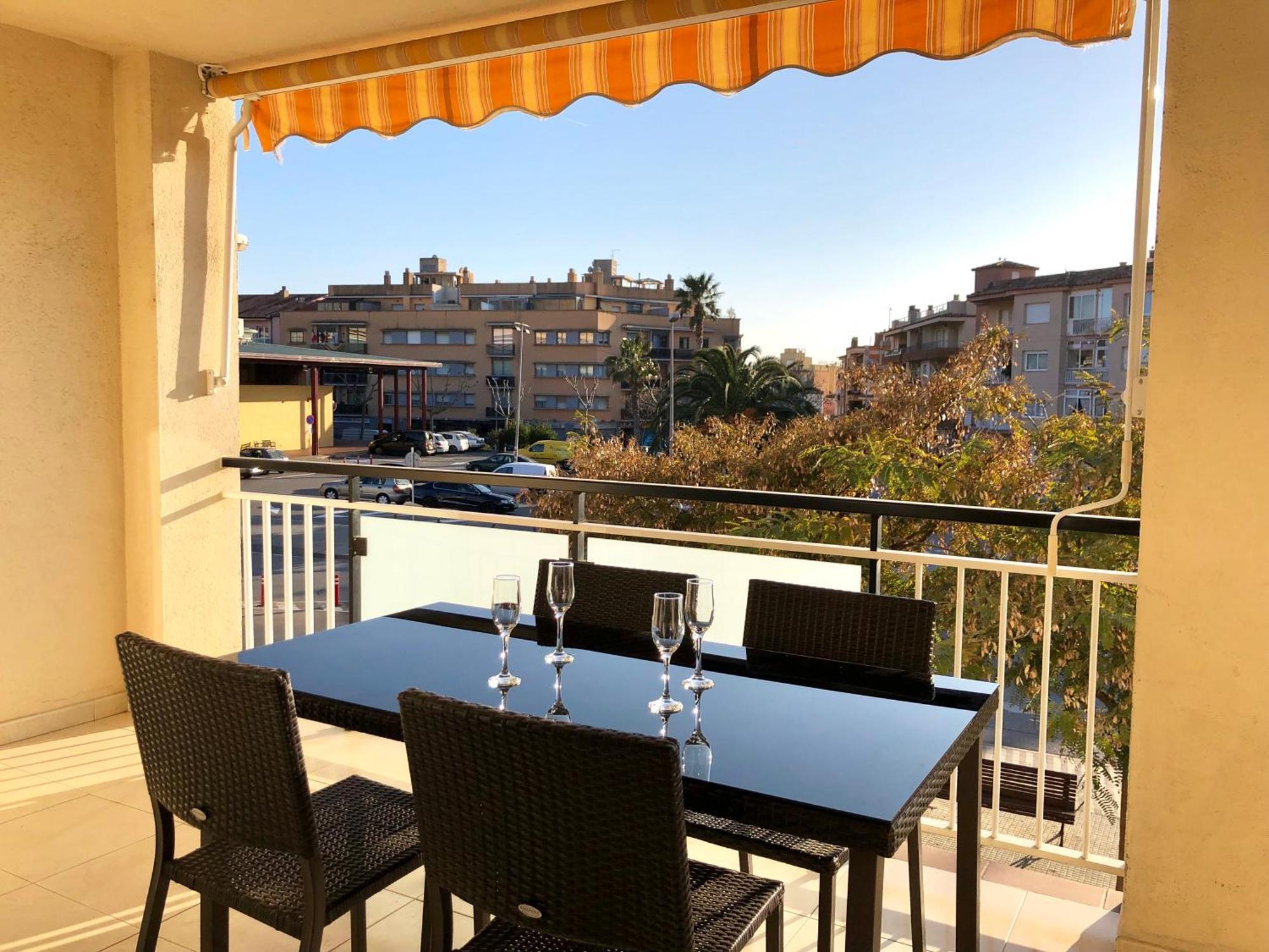 Apartamentos Benet Roses Bagian luar foto