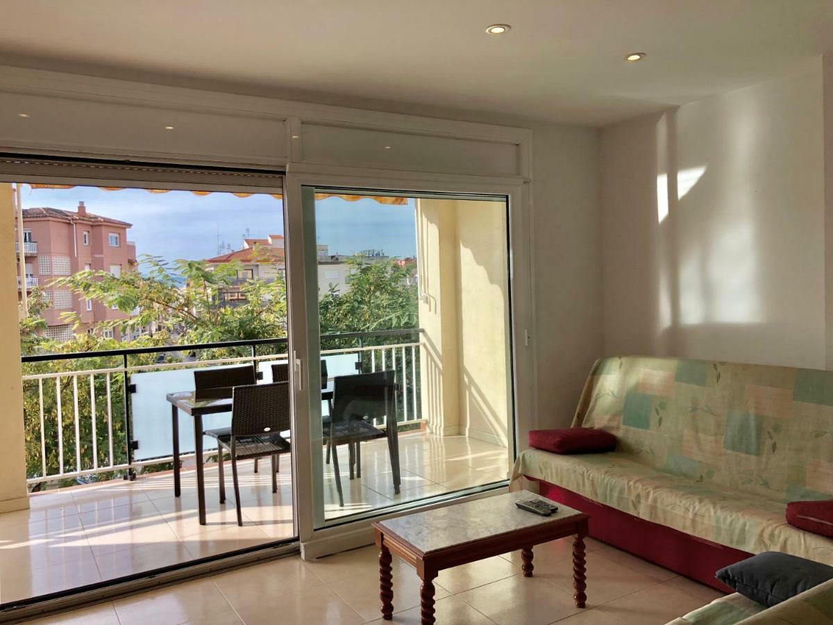 Apartamentos Benet Roses Bagian luar foto
